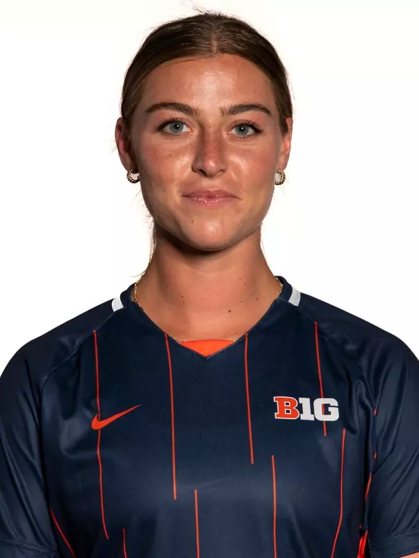 CHAMPAIGN, IL - August 07, 2023 - Illinois Midfielder Sydney Stephens (#28) headshot taken during the 2023 Production Day at the Susan and Clint Atkins Baseball Training Center in Champaign, IL. Photo By Kevin Snyder