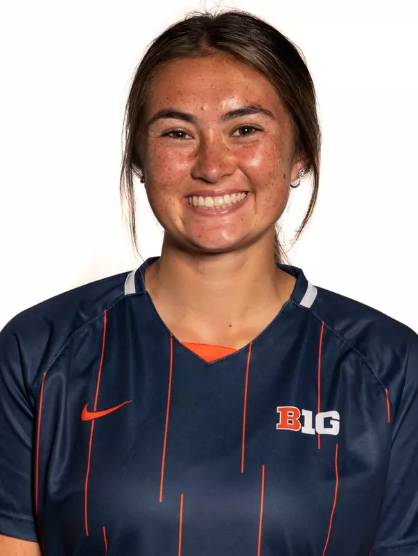 CHAMPAIGN, IL - August 07, 2023 - Illinois Midfielder Joanna Verzosa-Dolezal (#21) headshot taken during the 2023 Production Day at the Susan and Clint Atkins Baseball Training Center in Champaign, IL. Photo By Kevin Snyder