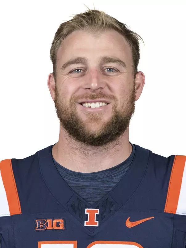 CHAMPAIGN, IL - August 12, 2023 - Illinois Punter Hugh Robertson (#19) headshot taken during 2023 Media Day at Memorial Stadium in Champaign, IL. Photo By Della Perrone