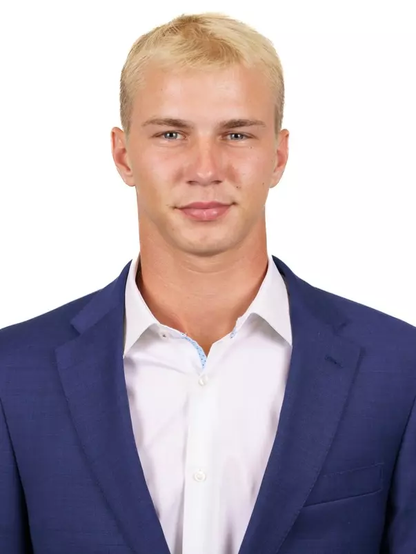 Gabe Guzauskas 2023 Headshot