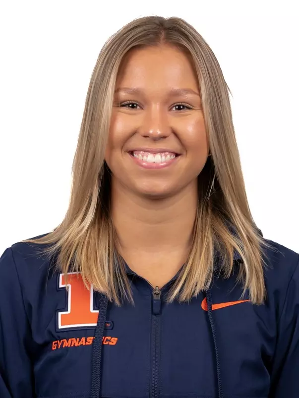 Olivia Bowsman 2023 Headshot