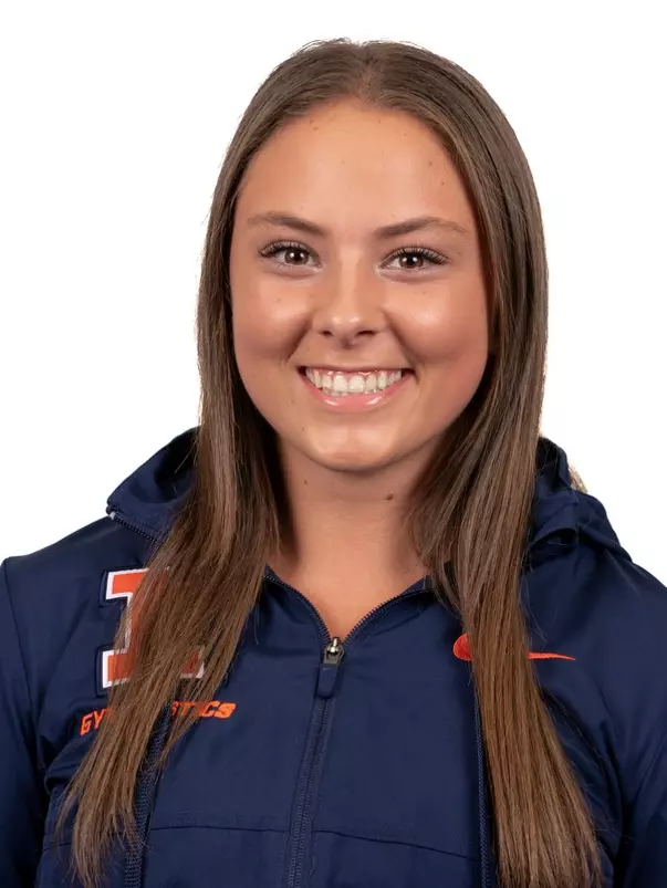 Ashley Recsh 2023 Headshot
