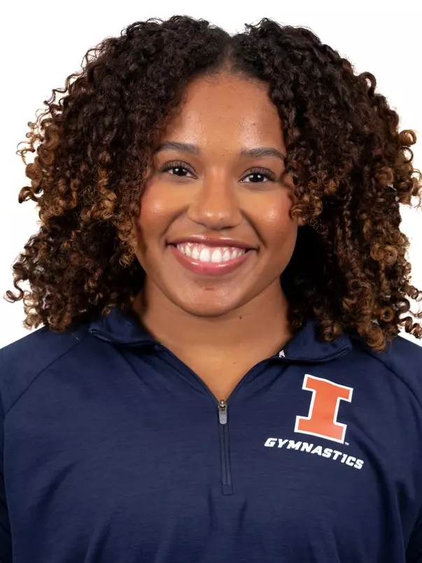 Mia Townes 2023 Heashot