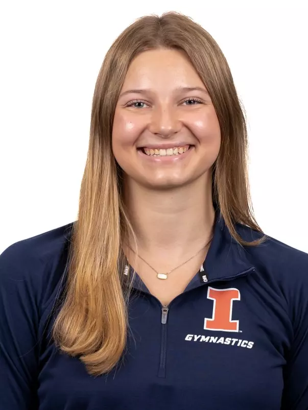 Maddie Vitolo 2023 Headshot