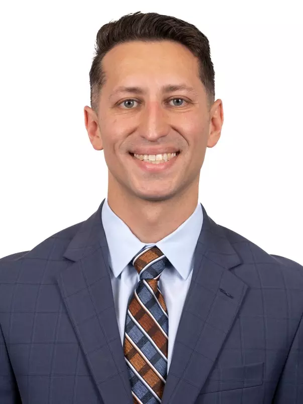 Daniel Ribeiro 2023 Headshot