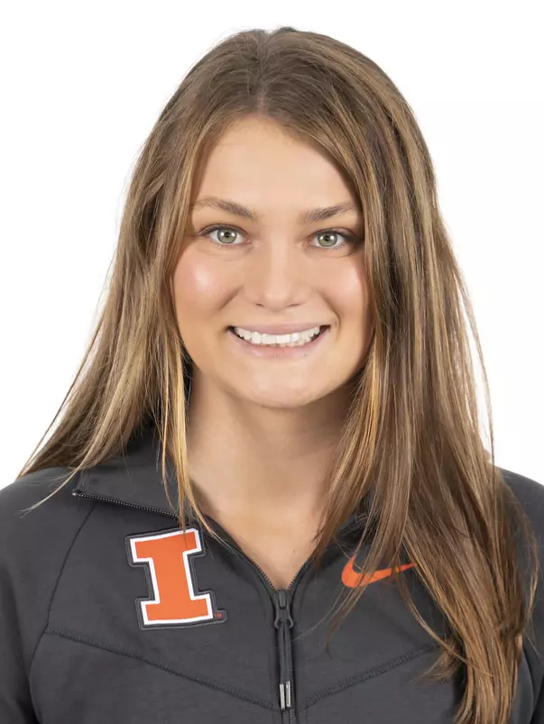 CHAMPAIGN, IL - September 04, 2023 - Illinois Swimmer Sara Jass headshot taken during 2023-2024 Production Day at Fighting Illini Center for Excellence in Champaign, IL. Photo By Kevin Snyder