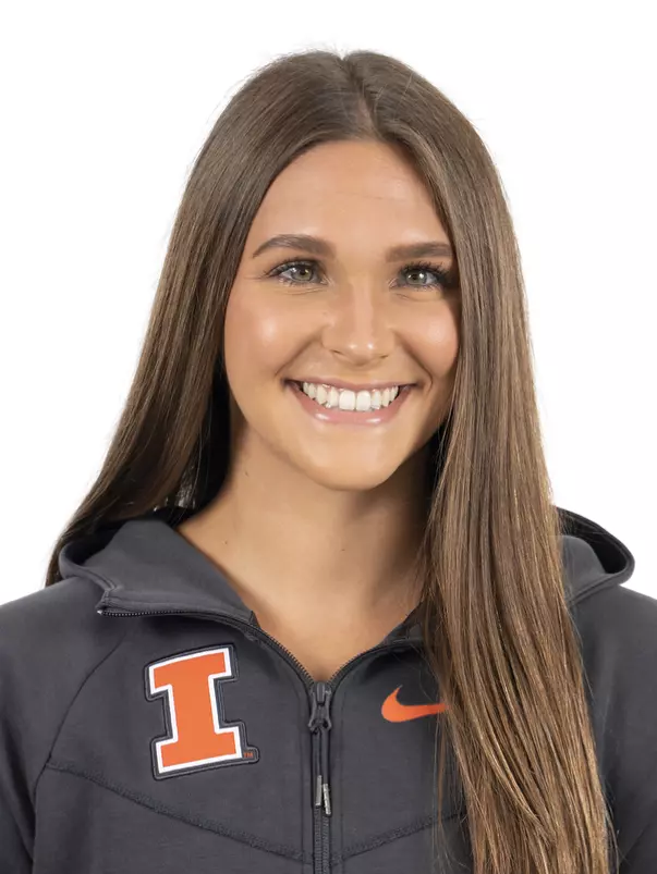 CHAMPAIGN, IL - September 04, 2023 - Illinois Swimmer Meghan Niziolek headshot taken during 2023-2024 Production Day at Fighting Illini Center for Excellence in Champaign, IL. Photo By Kevin Snyder