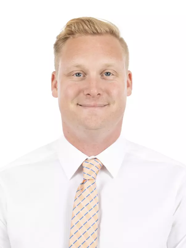 CHAMPAIGN, IL - September 04, 2023 - Illinois Director of Swimming Operations Jared Simek headshot taken during 2023-2024 Production Day at Fighting Illini Center for Excellence in Champaign, IL. Photo By Kevin Snyder