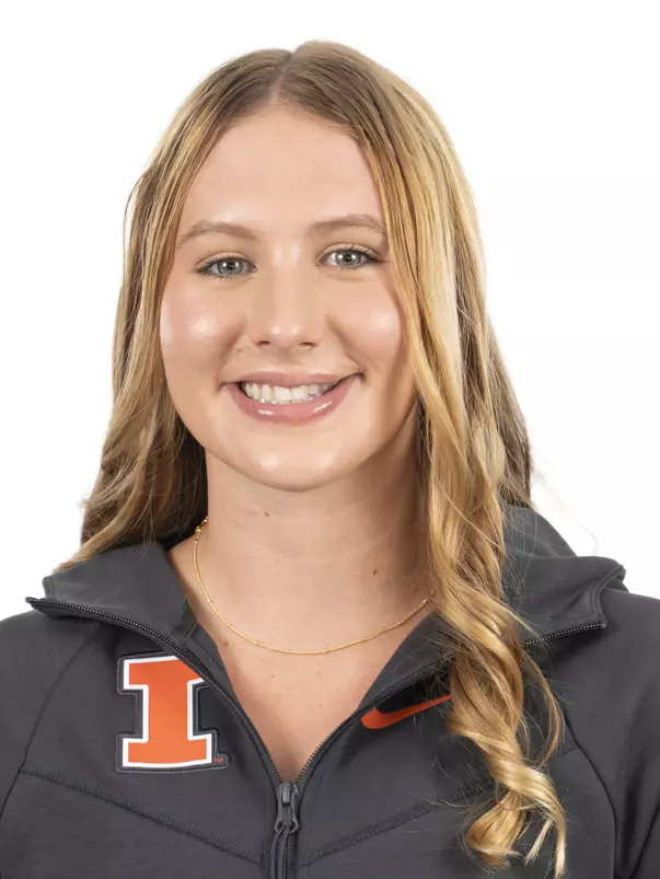 CHAMPAIGN, IL - September 04, 2023 - Illinois Swimmer Jane Umhofer headshot taken during 2023-2024 Production Day at Fighting Illini Center for Excellence in Champaign, IL. Photo By Kevin Snyder