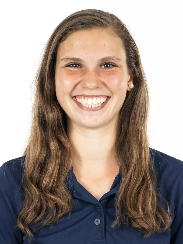 CHAMPAIGN, IL - September 04, 2023 - Illinois’s Isabella Daley headshot taken during 2023 Production Day Makeups at Fighting Illini Center for Excellence in Champaign, IL. Photo By Kevin Snyder