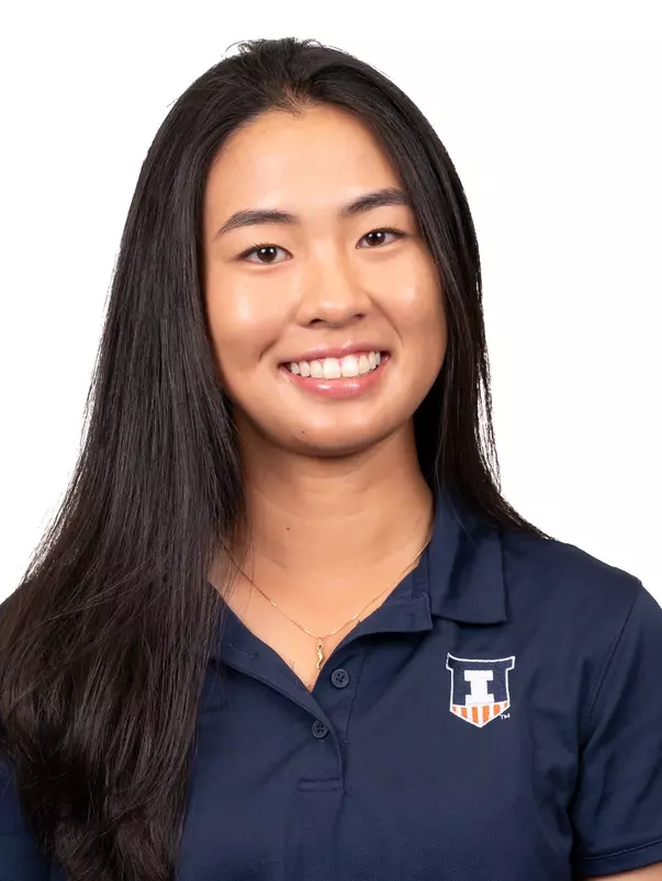 Isabel Sy 2023-24 Headshot