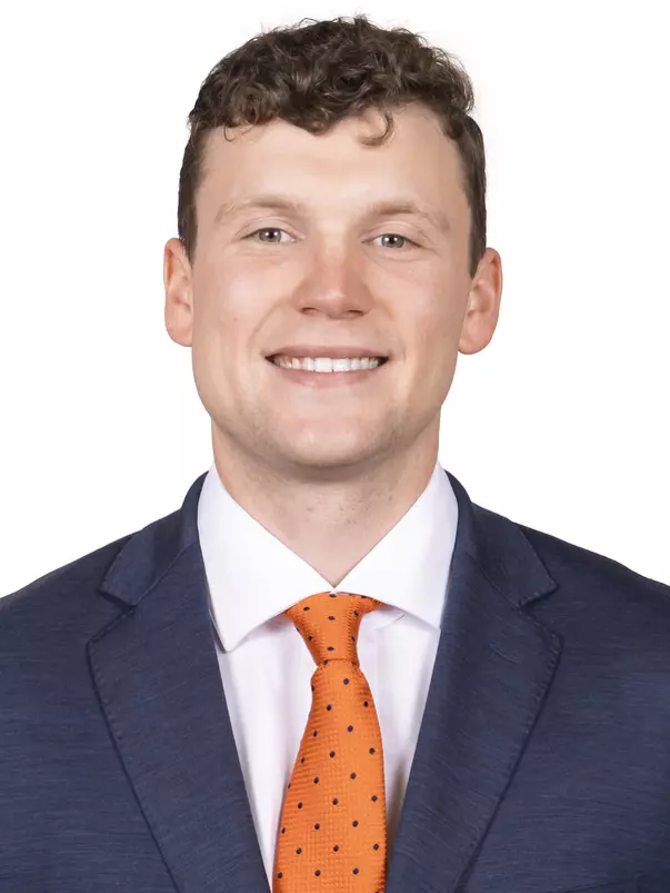 CHAMPAIGN, IL - September 29, 2023 - Illinois Assistant Coach Tyler Underwood headshot taken during 2023-2024 Team Photo Photoshoot at Ubben Basketball Complex in Champaign, IL. Photo By Kevin Snyder