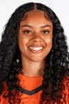 Lety Vasconcelos 2024-25 headshot