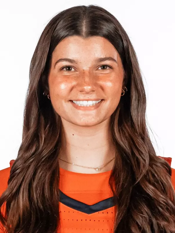 Mia Zenere 2024-25 headshot