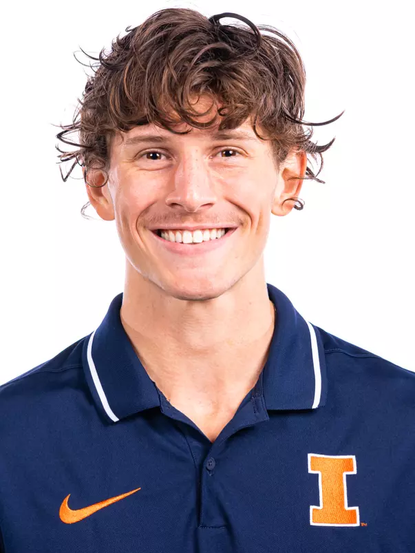 Champaign, IL - October 02, 2024 - Illinois Distance Runner Nicolas Dovalovsky headshot taken during 2024 Fall Staff Headshot Day at Bielfeldt Athletic Administration Building in Champaign, IL. (Photo By Kevin Snyder/Illinois Athletics)