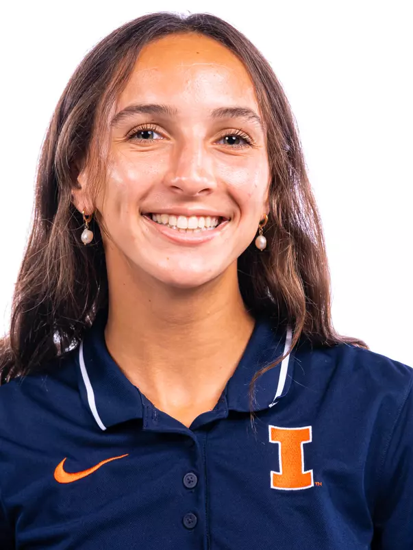 Champaign, IL - October 02, 2024 - Illinois Distance Runner Halle Hill headshot taken during 2024 Fall Staff Headshot Day at Bielfeldt Athletic Administration Building in Champaign, IL. (Photo By Kevin Snyder/Illinois Athletics)
