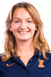 Champaign, IL - October 02, 2024 - Illinois Distance Runner Amalia Malecek headshot taken during 2024 Fall Staff Headshot Day at Bielfeldt Athletic Administration Building in Champaign, IL. (Photo By Kevin Snyder/Illinois Athletics)