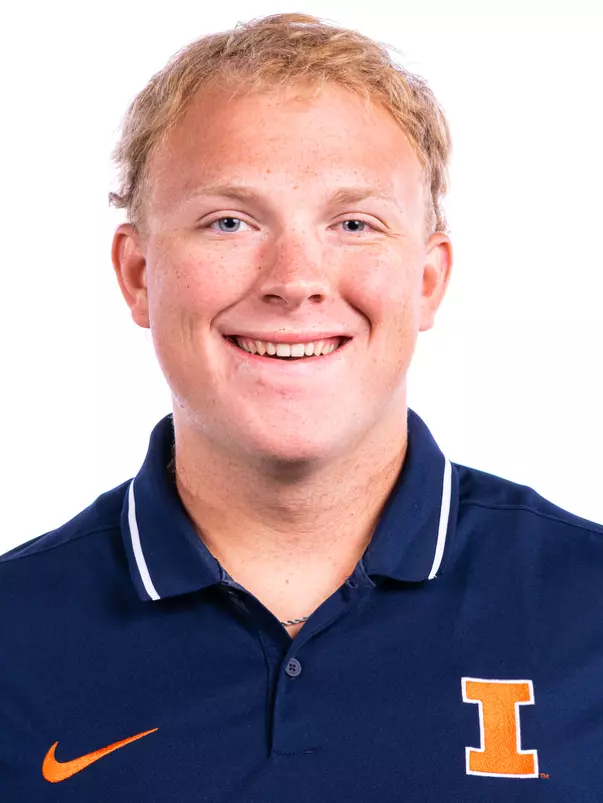 Champaign, IL - October 02, 2024 - Illinois Thrower Alex Sohn headshot taken during 2024 Fall Staff Headshot Day at Bielfeldt Athletic Administration Building in Champaign, IL. (Photo By Kevin Snyder/Illinois Athletics)