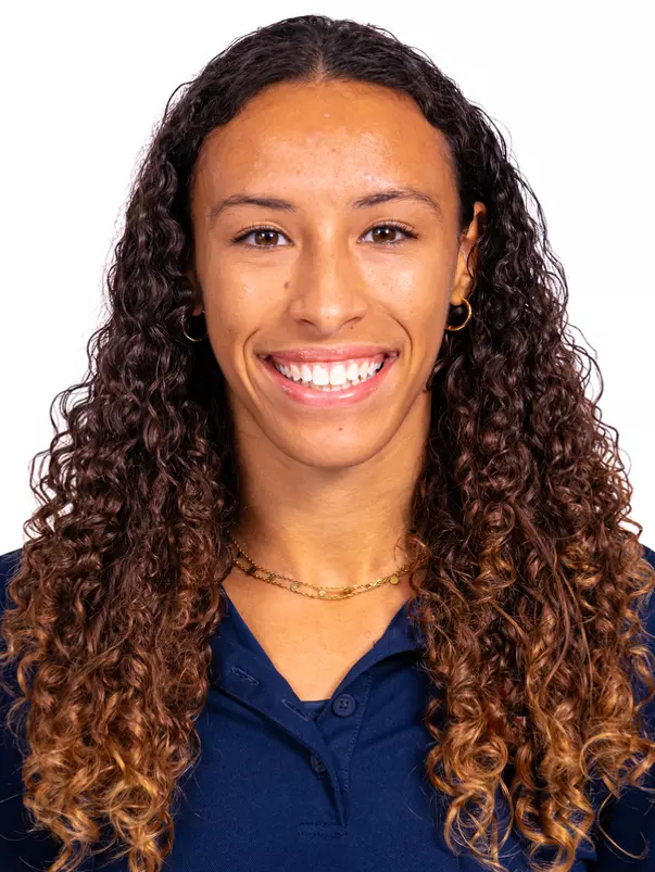 Champaign, IL - October 13, 2024 - Illinois Pole Vaulter Tori Thomas headshot taken during 2024-2025 Track and Field Production Day at Fighting Illini Center for Excellence in Champaign, IL. (Photo By Kevin Snyder/Illinois Athletics)