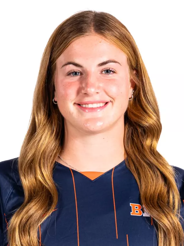 Champaign, IL - July 25, 2024 - Illinois Defender Mia Gildea headshot taken during the 2024 Soccer Production Day at State Farm Center in Champaign, IL. (Photo By Kevin Snyder/Illinois Athletics)