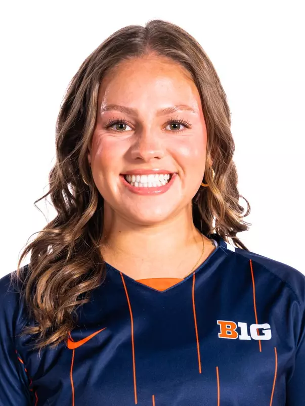 Champaign, IL - August 07, 2024 - Illinois Midfielder Kennedy Berschel headshot taken during the 2024 Soccer Production Day Makeups at State Farm Center in Champaign, IL. (Photo By Kevin Snyder/Illinois Athletics)