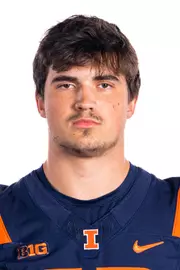 Champaign, IL - August 08, 2024 - Illinois Tight End Jake Petrow (#42) headshot taken during 2024 Football Headshots at Henry Dale and Betty Smith Football Center in Champaign, IL. (Photo By Kevin Snyder/Illinois Athletics)