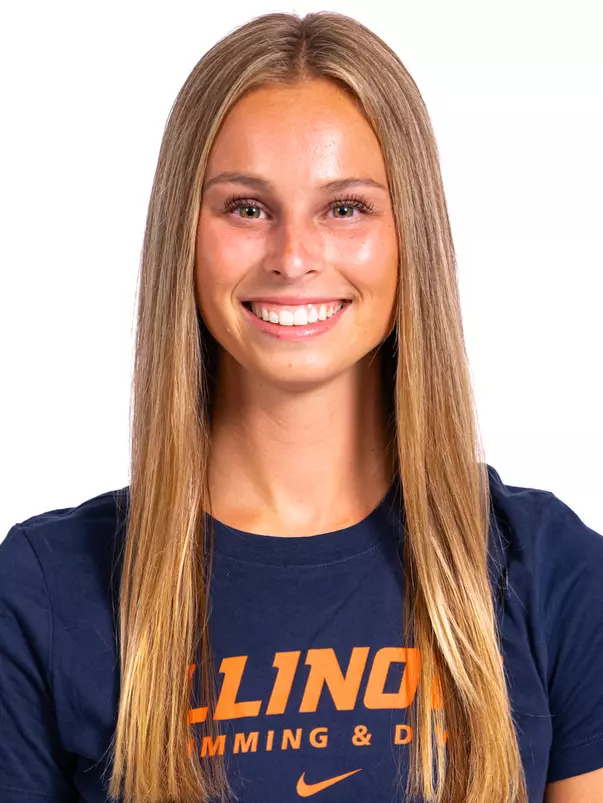 Champaign, Il - September 02, 2024 - Illinois Swimmer Laurel Bludgen headshot taken during 2024-2025 Swim and Dive Production Day at Fighting Illini Center for Excellence in Champaign, Il. (Photo By Kevin Snyder/Illinois Athletics)