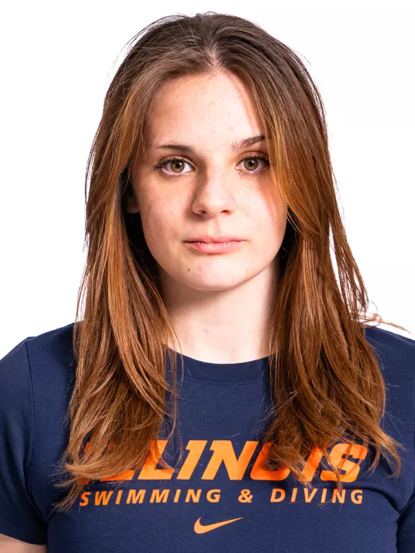 Champaign, Il - September 02, 2024 - Illinois Diver Dani O'Kelly headshot taken during 2024-2025 Swim and Dive Production Day at Fighting Illini Center for Excellence in Champaign, Il. (Photo By Kevin Snyder/Illinois Athletics)