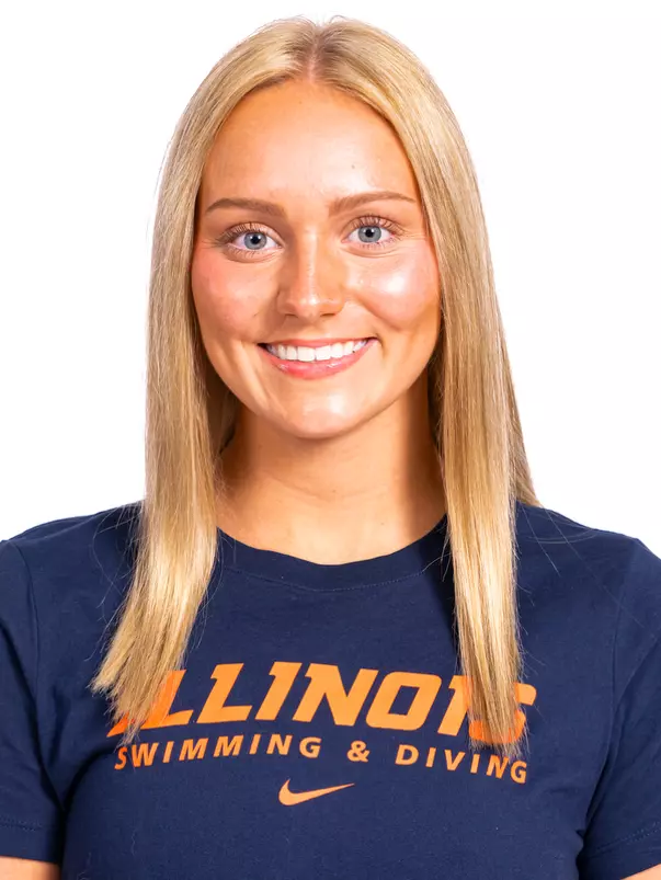 Champaign, Il - September 02, 2024 - Illinois Swimmer Sophia Szymanski headshot taken during 2024-2025 Swim and Dive Production Day at Fighting Illini Center for Excellence in Champaign, Il. (Photo By Kevin Snyder/Illinois Athletics)