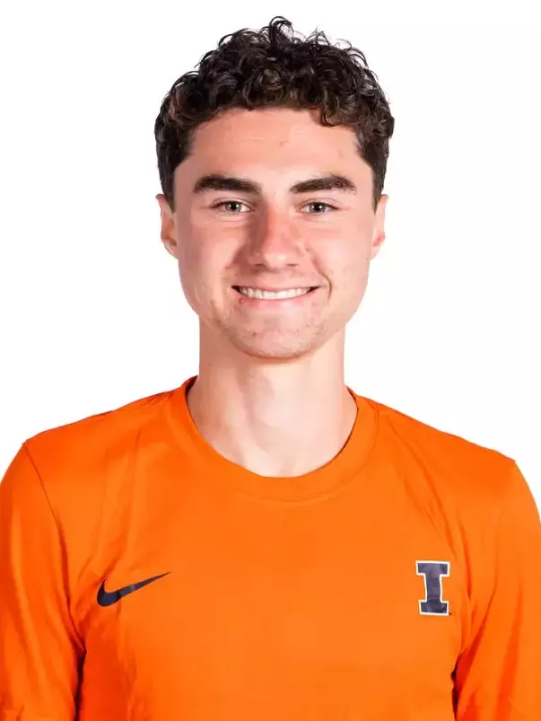 Evan Cummins headshot