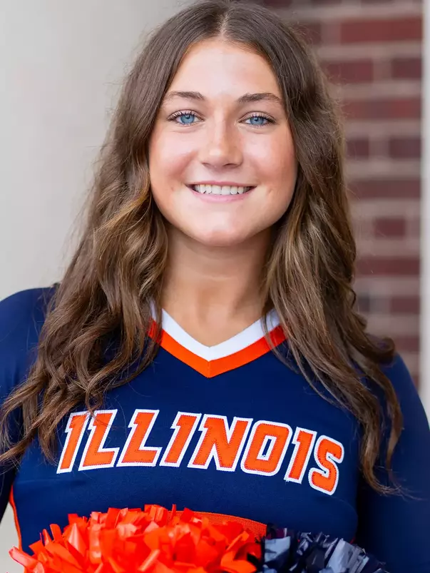 Carolyn Megow_2025-26 cheer