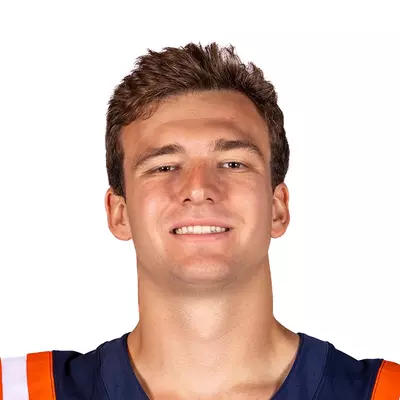 Lucas Osada headshot