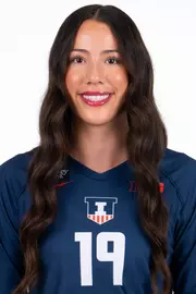 July 29, 2026 - Headshot for Alyssa Aguayo (#19) - Champaign, IL. Photo by Ashley Ray/Fighting Illini