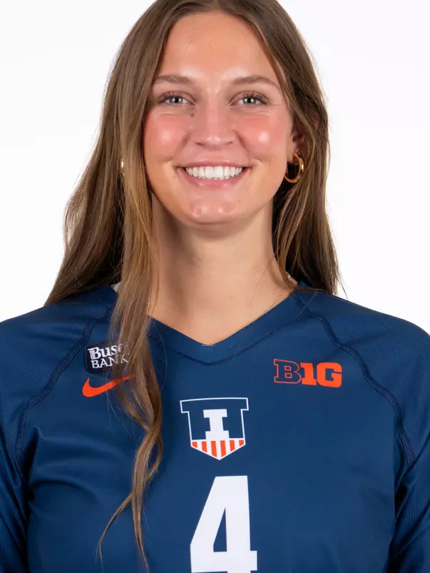 July 29, 2026 - Headshot for Paityn Chapman (#4) - Champaign, IL. Photo by Ashley Ray/Fighting Illini