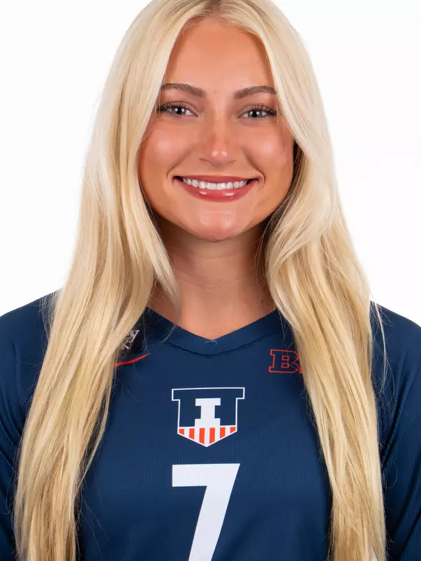 July 29, 2026 - Headshot for Kenna Phelan (#7) - Champaign, IL. Photo by Ashley Ray/Fighting Illini