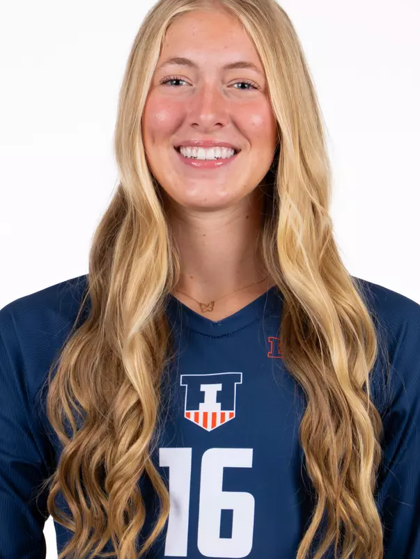 July 29, 2026 - Headshot for Ashlyn Philpot (#16) - Champaign, IL. Photo by Ashley Ray/Fighting Illini