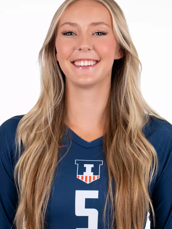 July 29, 2026 - Headshot for Taylor de Boer (#5) - Champaign, IL. Photo by Ashley Ray/Fighting Illini