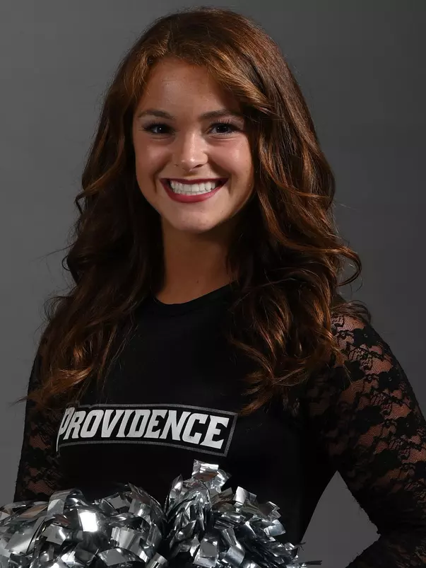 Emily Fusco 18-19 Headshot