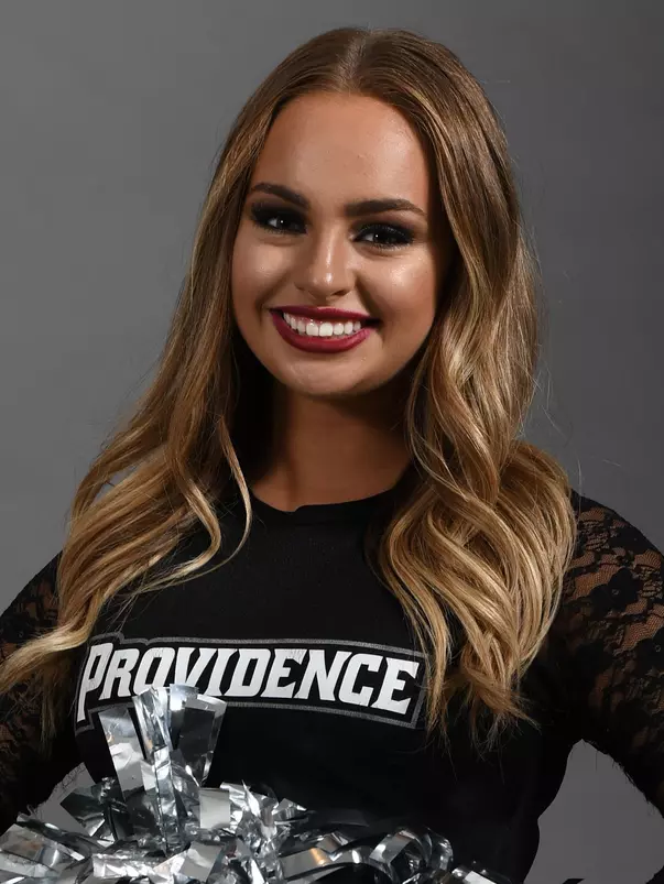 Julia Scoleri 18-19 Headshot