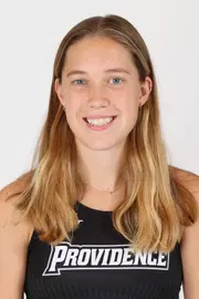 Tessa Hunt–Women's Cross Country Head Shot