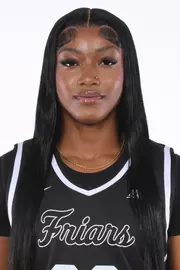 Teneisia Brown head shot