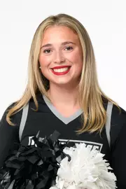 Bella Wynn Head Shot