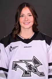 Women's ice hockey player Mackenzie Riches head shot