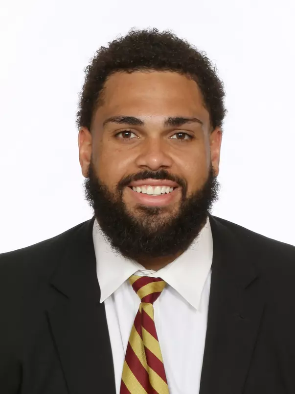 Headshots: Casey Roddick - Football
Use Image #021