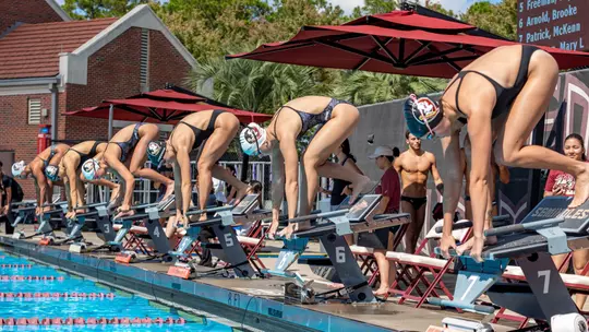 Garnet and Gold Women's Start