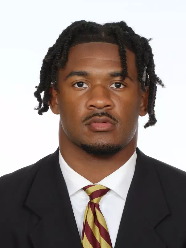 Headshots: Cam Riley - Football
Use Image #24-149RL (045)