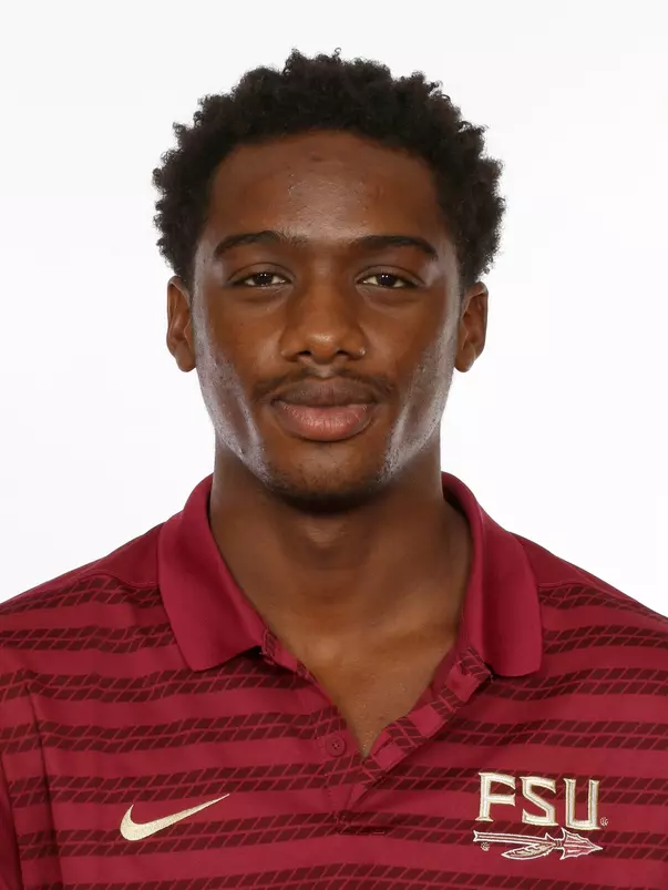 Headshots: Swimming & Diving Day 1 -
Rian Covington
Use Image #24-220RL (054)