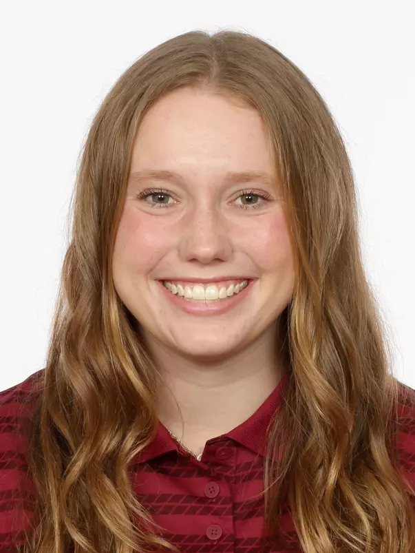 Headshots: Swimming & Diving Day 1 -
Isabel Gregersen
Use Image #24-220RL (002)