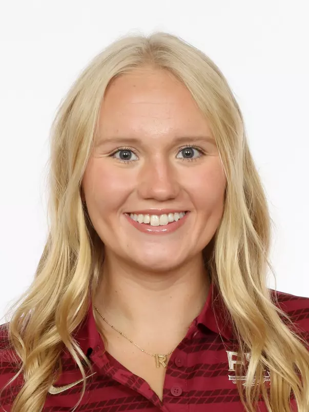 Headshots: Swimming & Diving Day 1 -
Reese Hinnertichs
Use Image #24-220RL (080)
