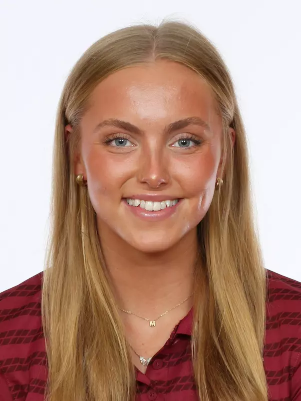 Headshots: Swimming & Diving Day 1 -
Edith Jernstedt
Use Image #24-220RL (075)